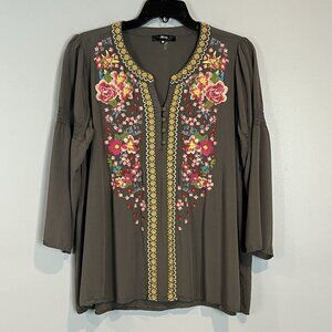 Andree by Unit Gray and Pink Embroidered Tunic Blouse Size Medium